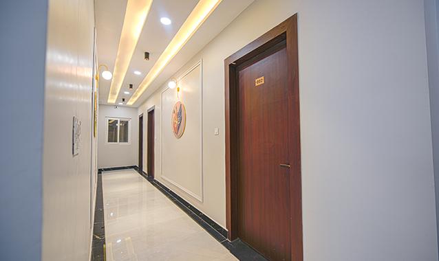 fabhotel relax inn palace