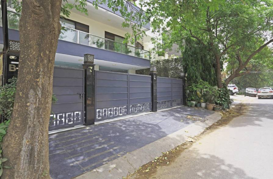 Limewood Stay - Corporate Huda City Centre,Sector 43,3 star