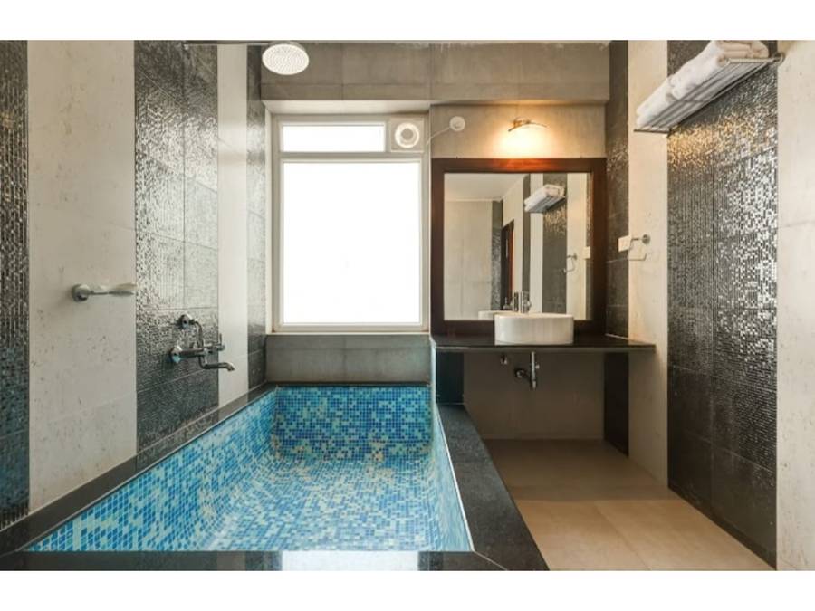 Deep International,Mandrem Beach,3 star