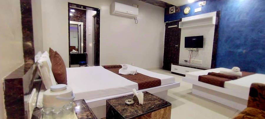 Hotel Bhagya Laxmi,Mount Road,3 star
