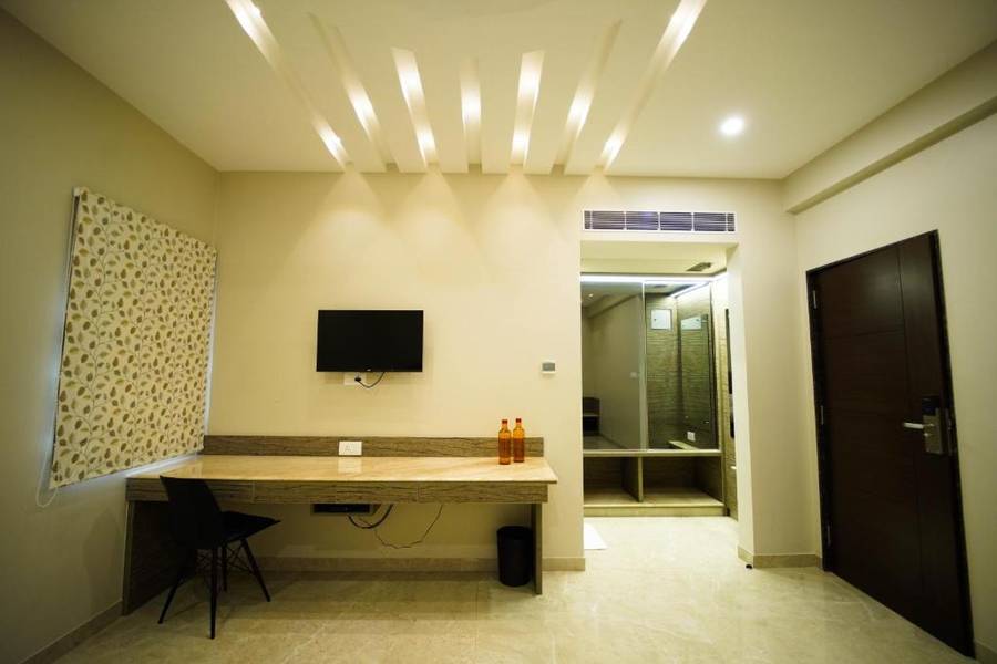 Sun Shine Hotel,Kanakapura - 65Kms From Bangalore,3 star