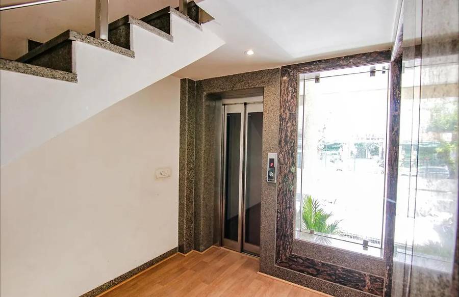 Hotel Divine Residency By Jmd Group Near Yashobhoomi,Bijwasan,3 star