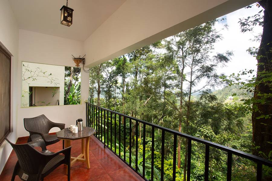 Porcupine Castle Resort,Pollibetta,4 star