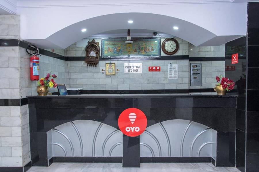 Super Collection O Lake Palace Road,Gulab Bagh,3 star
