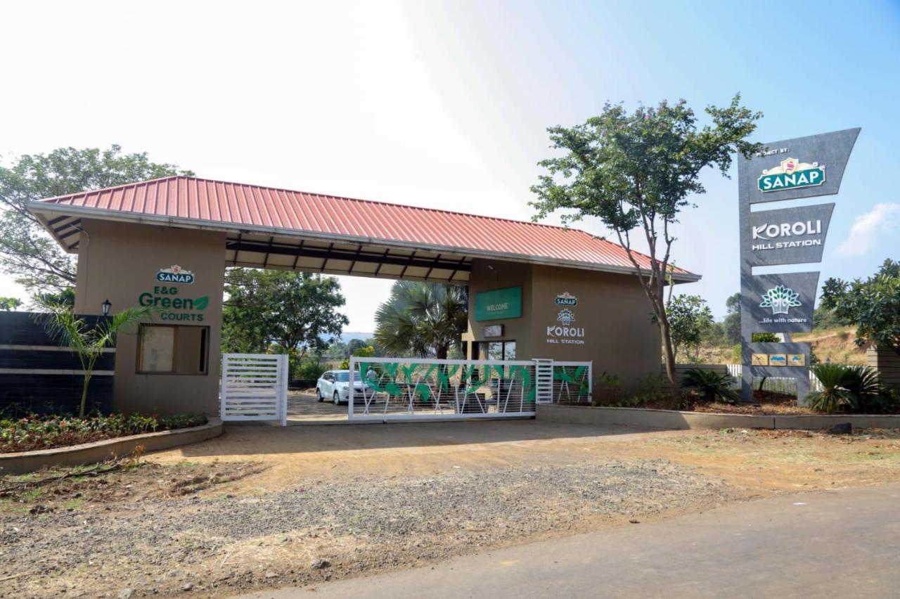 E&G Green Courts Resort,Dudgaon,3 star