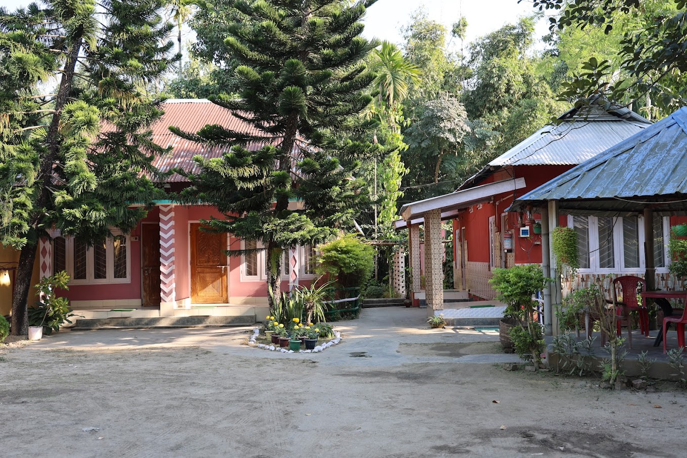 boras home stay kaziranga