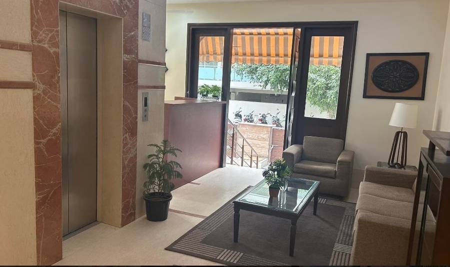 enkay suites dlf cybercity