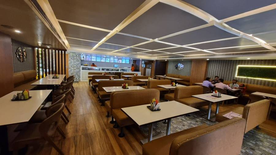 Hotel Satyam Inn,Stop At Oyo 26773 Hotel Satyam Inn To Discover The Wonders Of Pratapgarh. The Property Offers A Wide,3 star