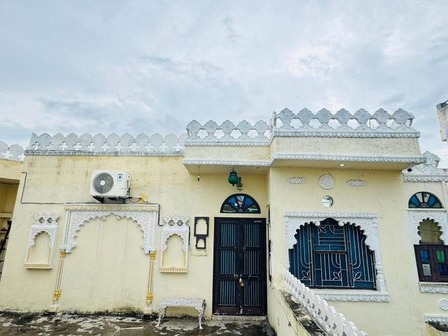 Lasani House Homestay,,3 star