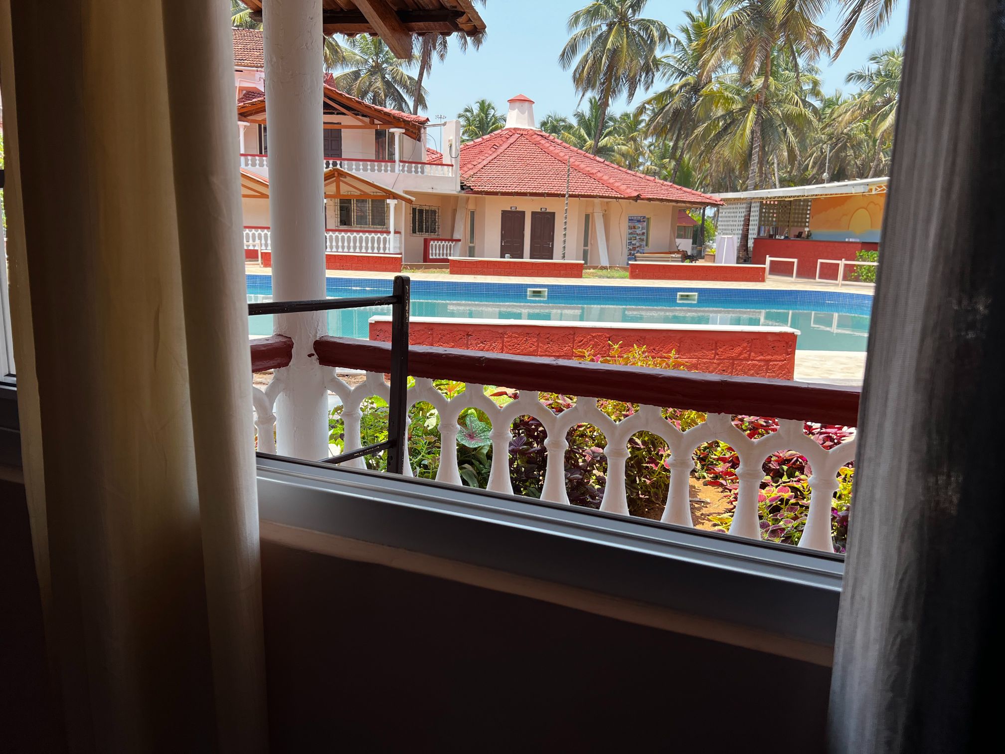 Serafinos Beach Resort,Colva Beach-South Goa,2 star