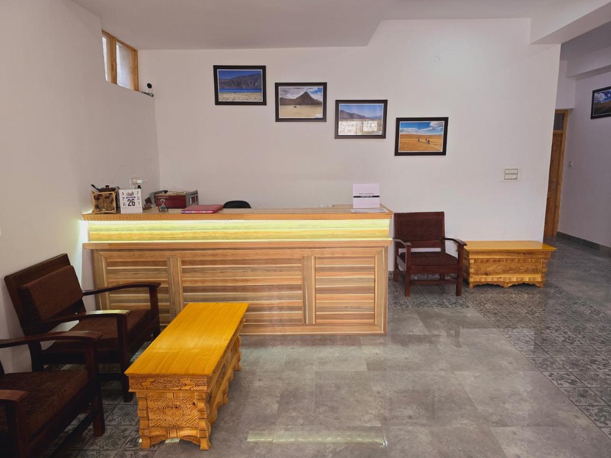 Mujoo Guest House,Near Leh Palace,3 star
