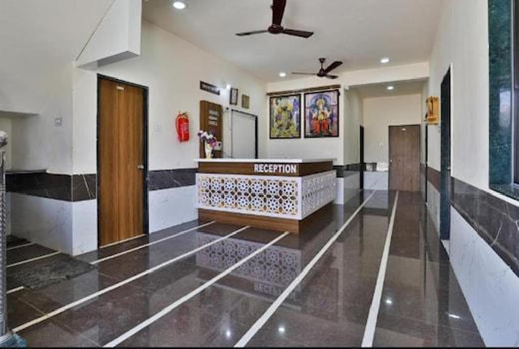 Hotel Mahalaxmi Dwarka,India>>Dwarka,2 star