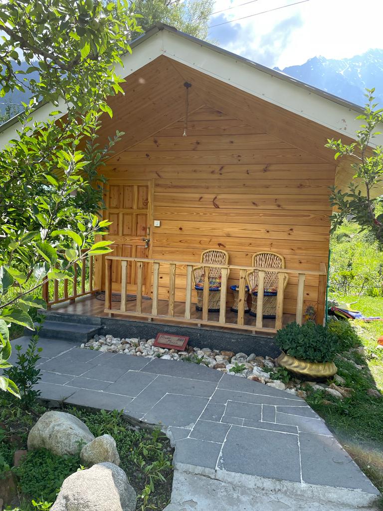 Cascade Mountain Retreat Manali,Near Nehru Kund,2 star