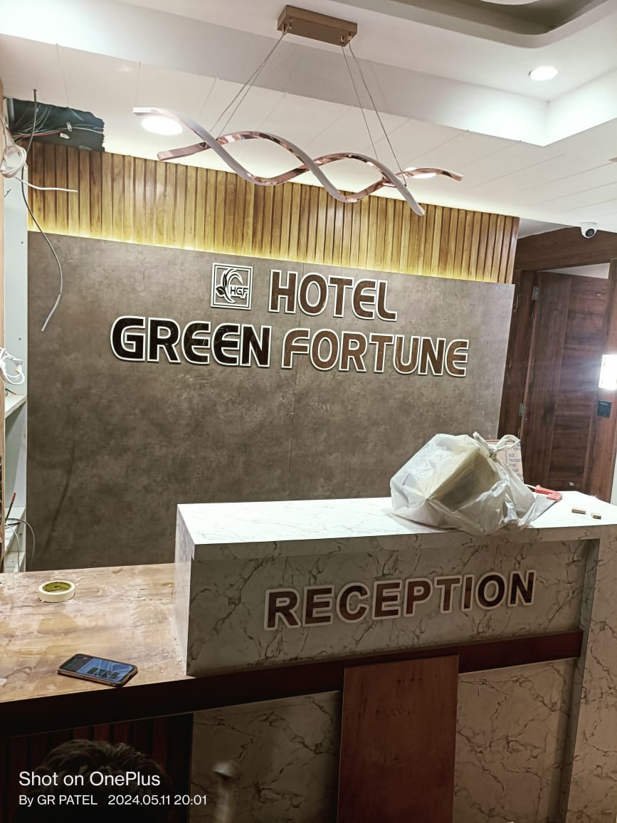 Hotel Green Fortune,Naranpura,2 star
