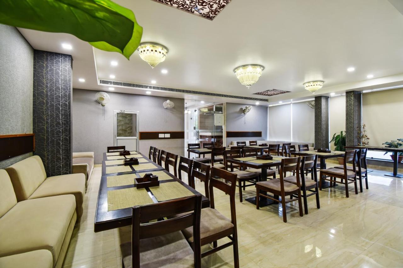 Super Townhouse Mansarovar Sumer Nagar,Sanganer,4 star