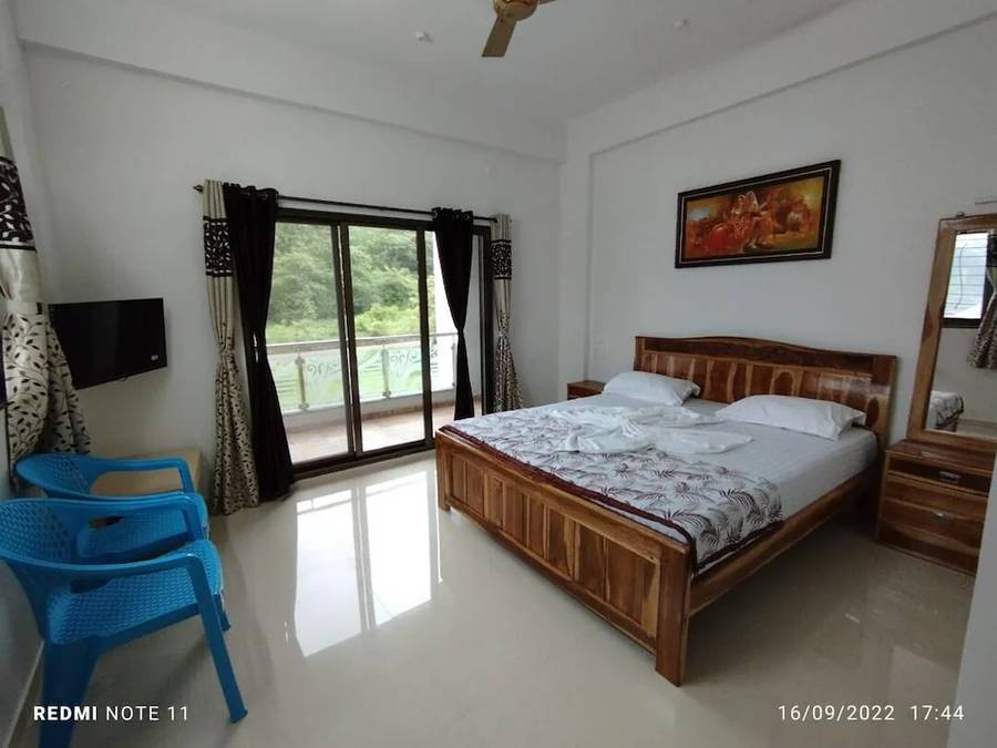 Hotel Kavijay Sea View & Spa,Saldure Beach,2 star