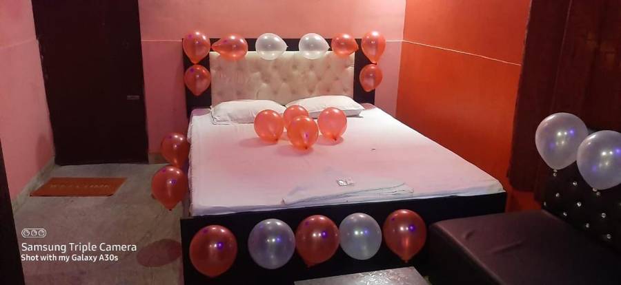 Hotel Rose,Kolkata>>Barasat,2 star