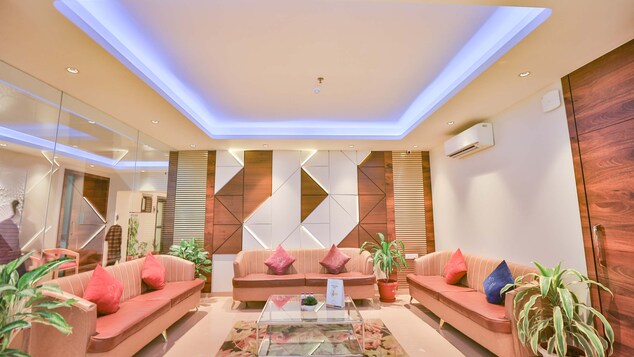 Hotel Crystal Crown,Chandrasekharpur,3 star