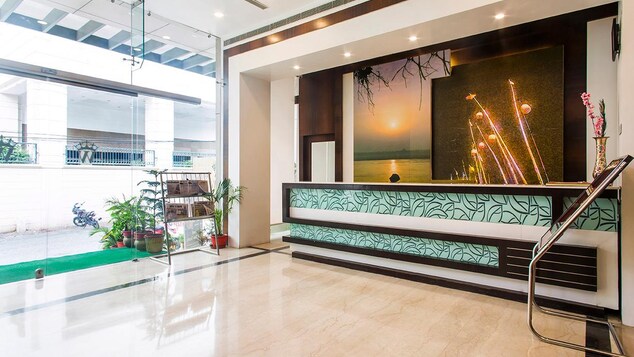 Oyo 979 Hotel The Westinn,Varanasi Cantonment,3 star