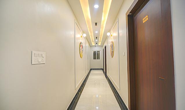 fabhotel relax inn palace