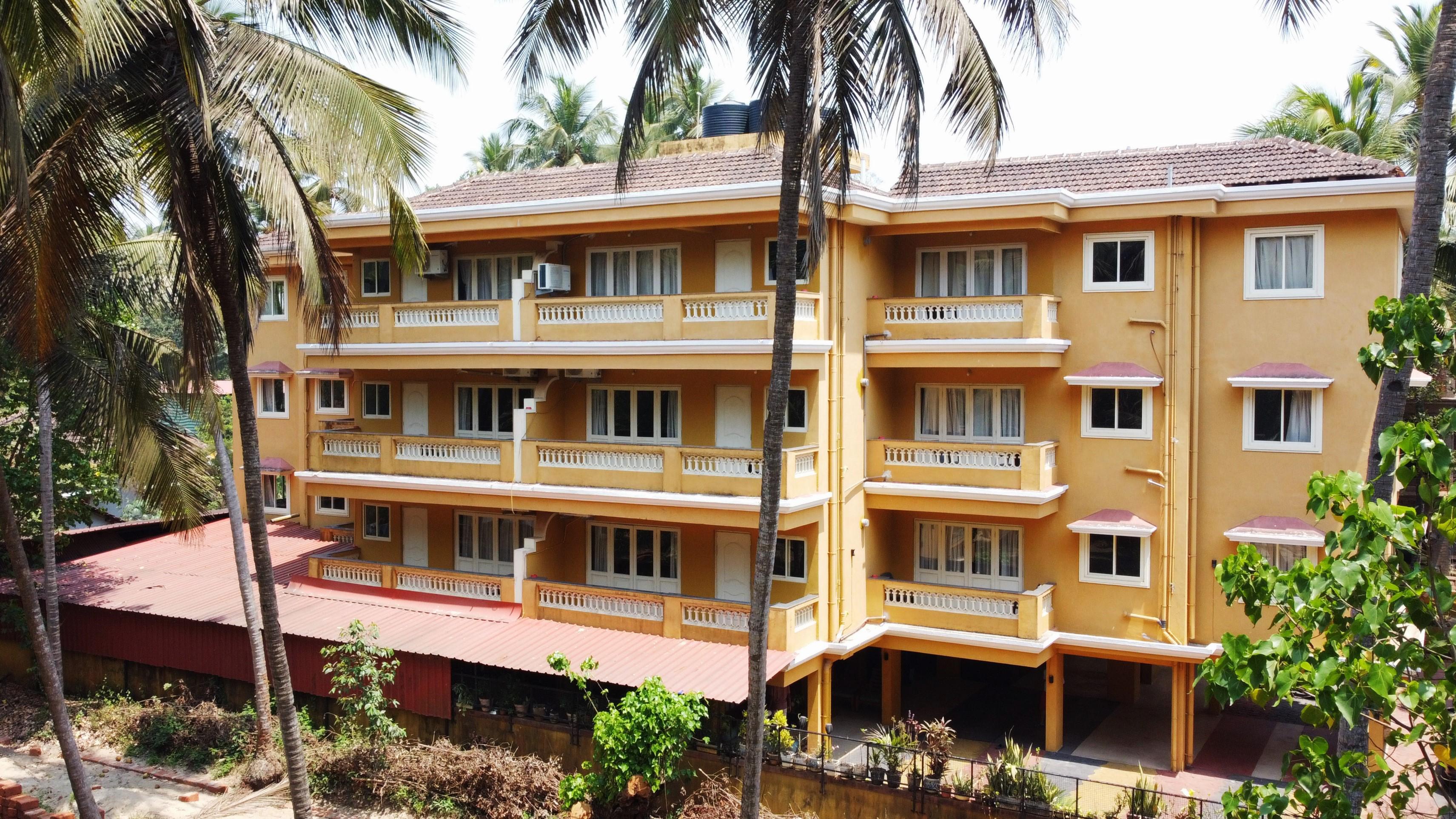 Four Seasons Guesthouse,Utorda Beach,4 star