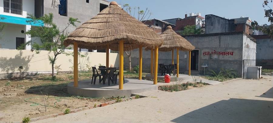 Shree Raj Homestay,Faizabad,2 star