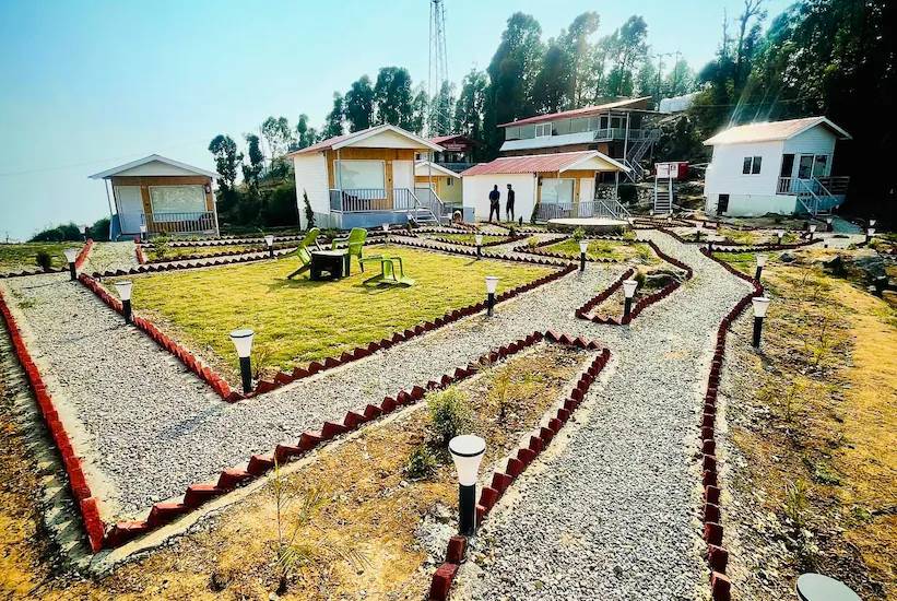 The Grand View Resorts, 66.1 Km From City Centre>>Burans Khanda, Dhanaulti ,3 star
