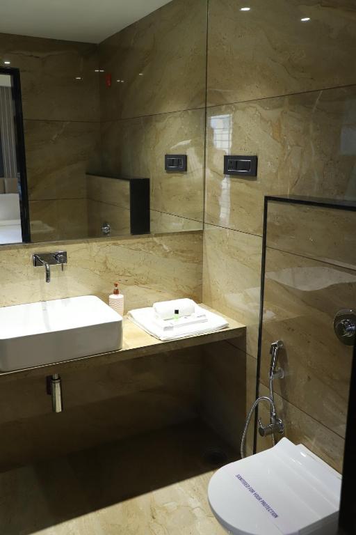 Hotel Florence Nanded,,3 star