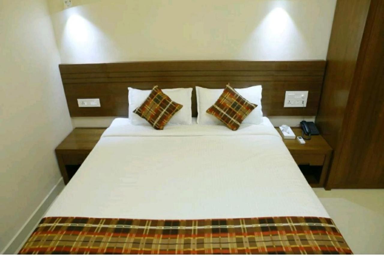 Hotel-Img