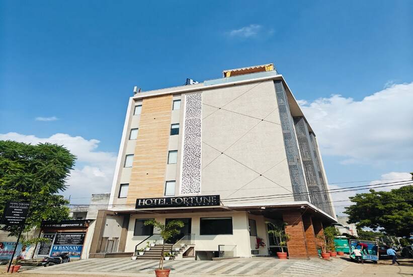 Hotel Fortune Elevate,Jhotwara, Jaipur,3 star