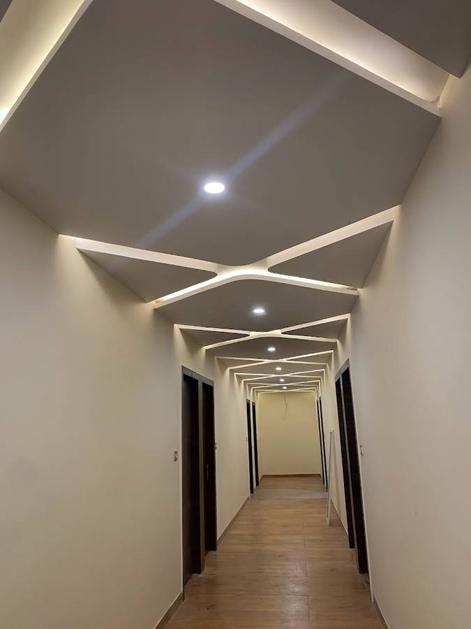Hotel Prakasham,Nijatpura Marg,2 star