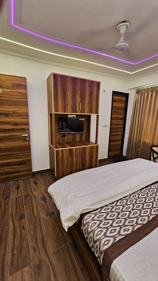 white house hotel and banquet