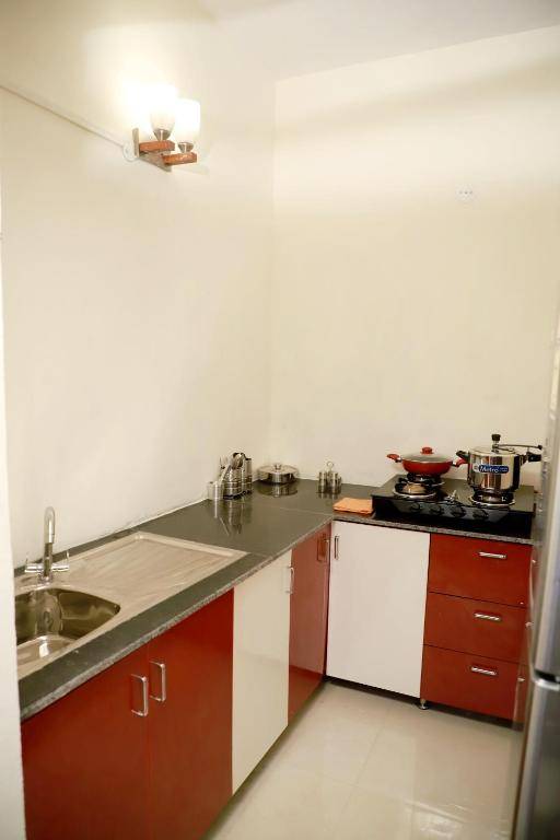 Fortune Home Service Apartment 3Bhk,E-28 2B,Saket,Saket, Delhi,3 star