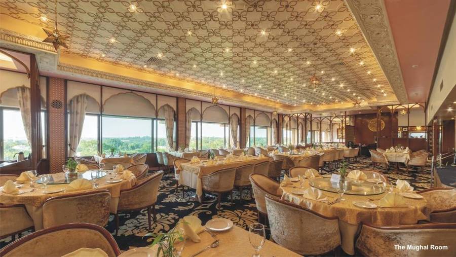 Hotel Clarks Shiraz,Idgah Colony,5 star