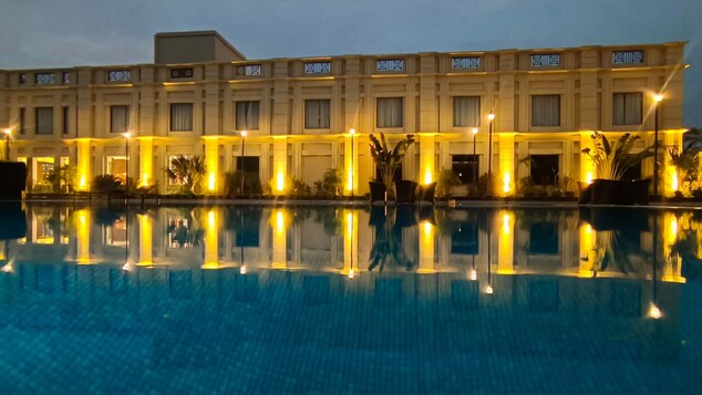 Gulmohar Royals,Cooch Behar,4 star