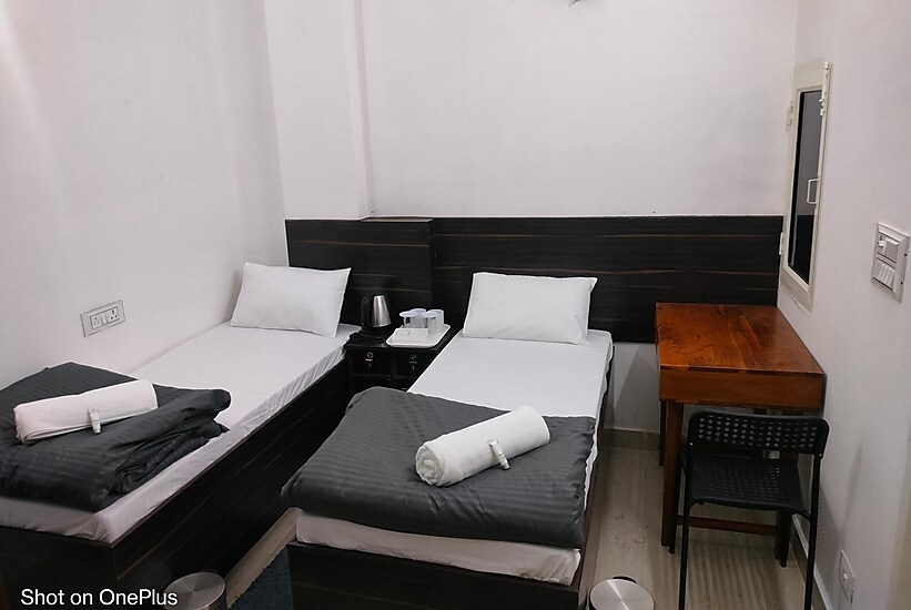Z Express Belinda,East Delhi,0 star