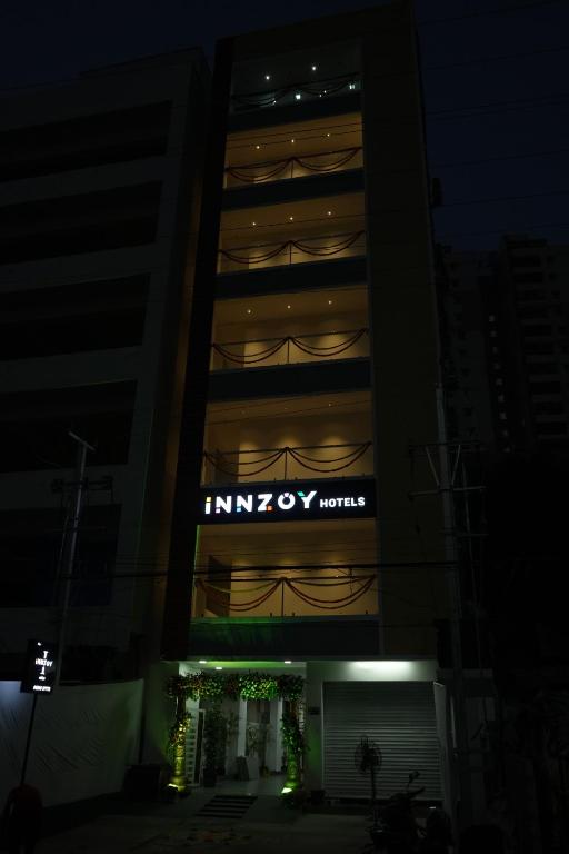 Innzoy Hotels,,2 star