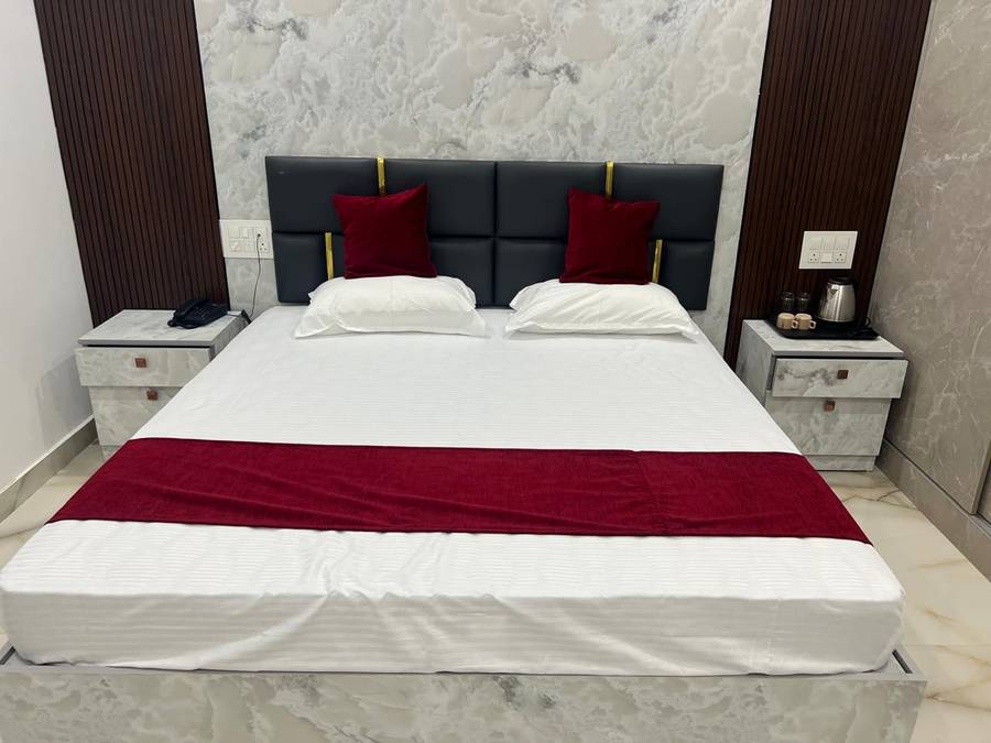 hotel sky blue suites