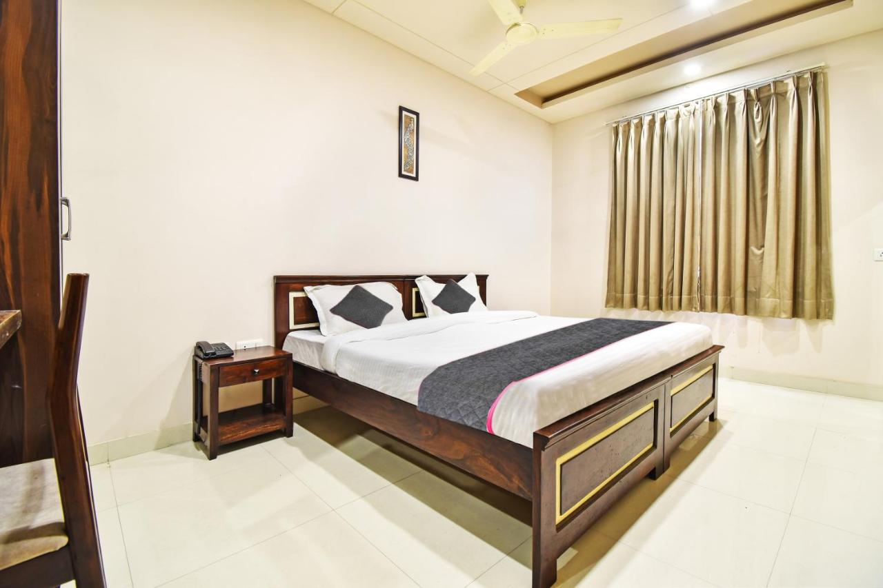 Super Townhouse Mansarovar Sumer Nagar,Sanganer,4 star