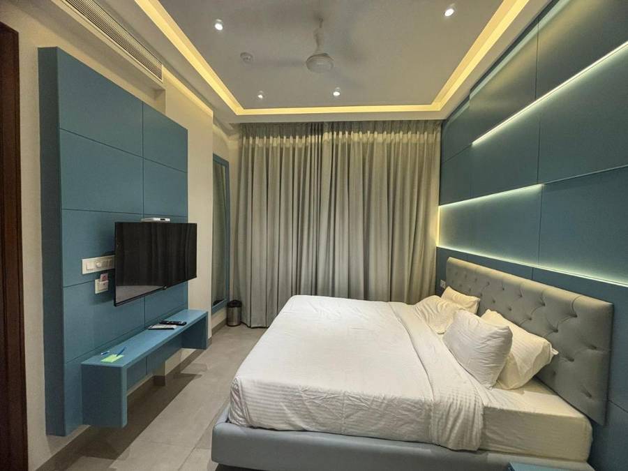 Hotel Moon Inn,,3 star