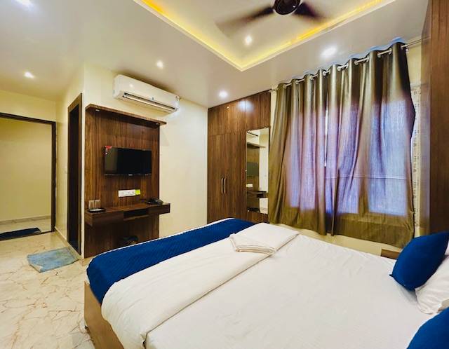 Hotel Rk Palace,Dandupur,3 star