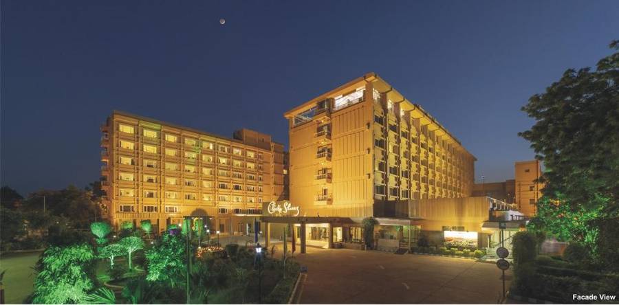 Hotel Clarks Shiraz,Idgah Colony,5 star