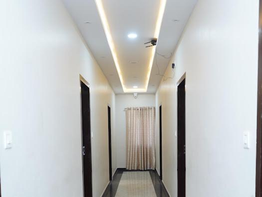 Hotel Vs Recidecny,Dandupur,3 star