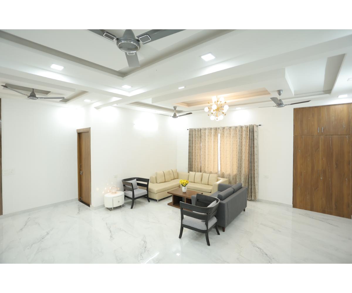 The Salan Heights,,3 star