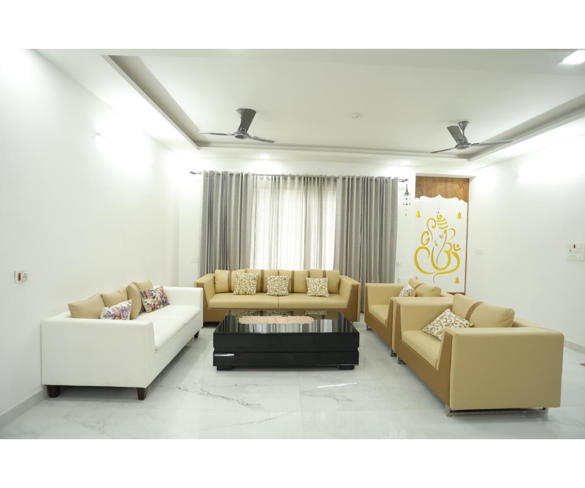 The Salan Heights,,3 star