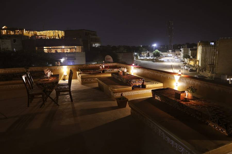 Hotel Garh Meera,,3 star