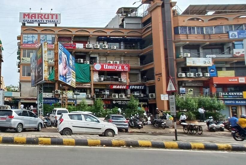Hotel New Lake View,Vastrapur,3 star