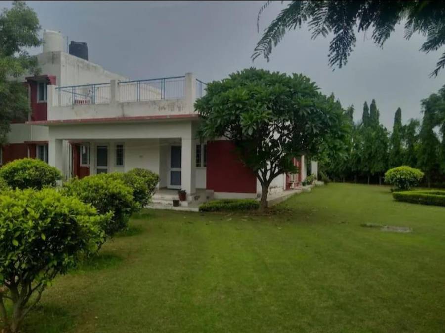 Vacationbuddy 2 Bhk Aravalli Hill View In Gurugram,,3 star