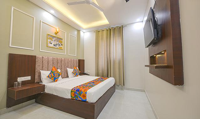 fabhotel relax inn palace