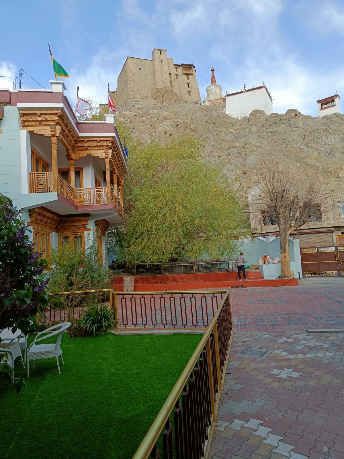 hotel royal plaza